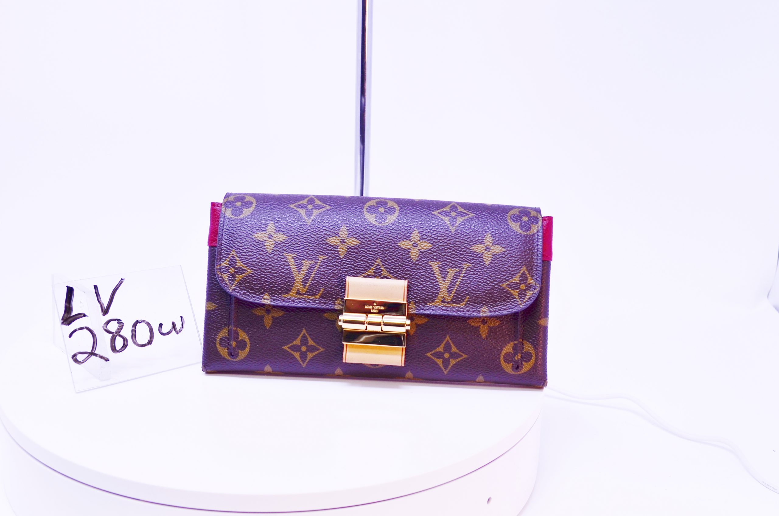 Louis Vuitton Zippy Wallet Monogram Vivienne Paris Red Lining in